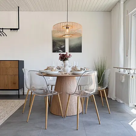 Penthouse Mit Grossem Balkon Und Traumaussicht Διαμέρισμα